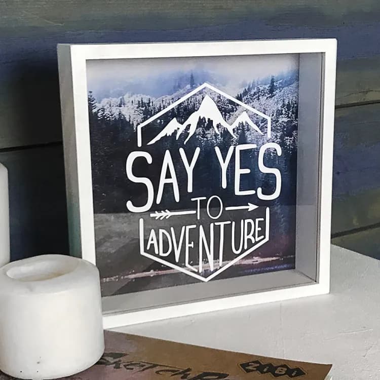 Деревянная копилка для денег Say yes to adventure - зображення 1