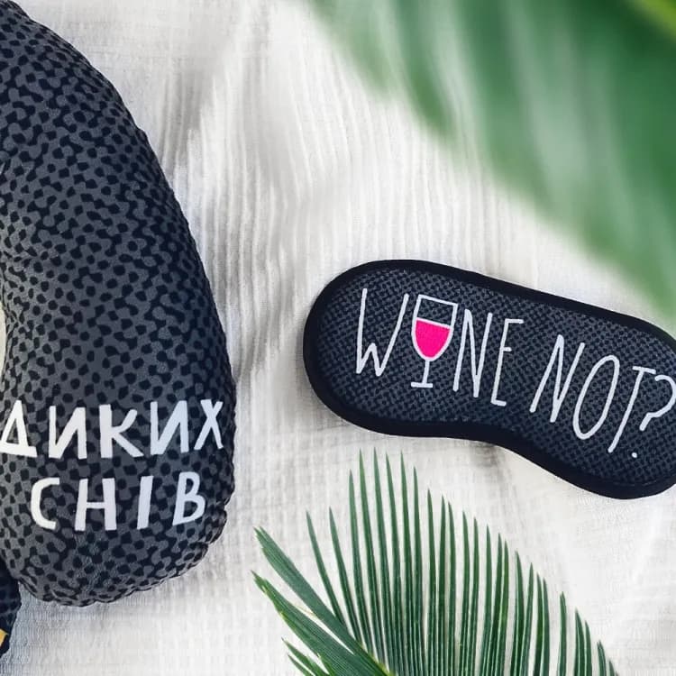 Маска для сна Wine not - зображення 1